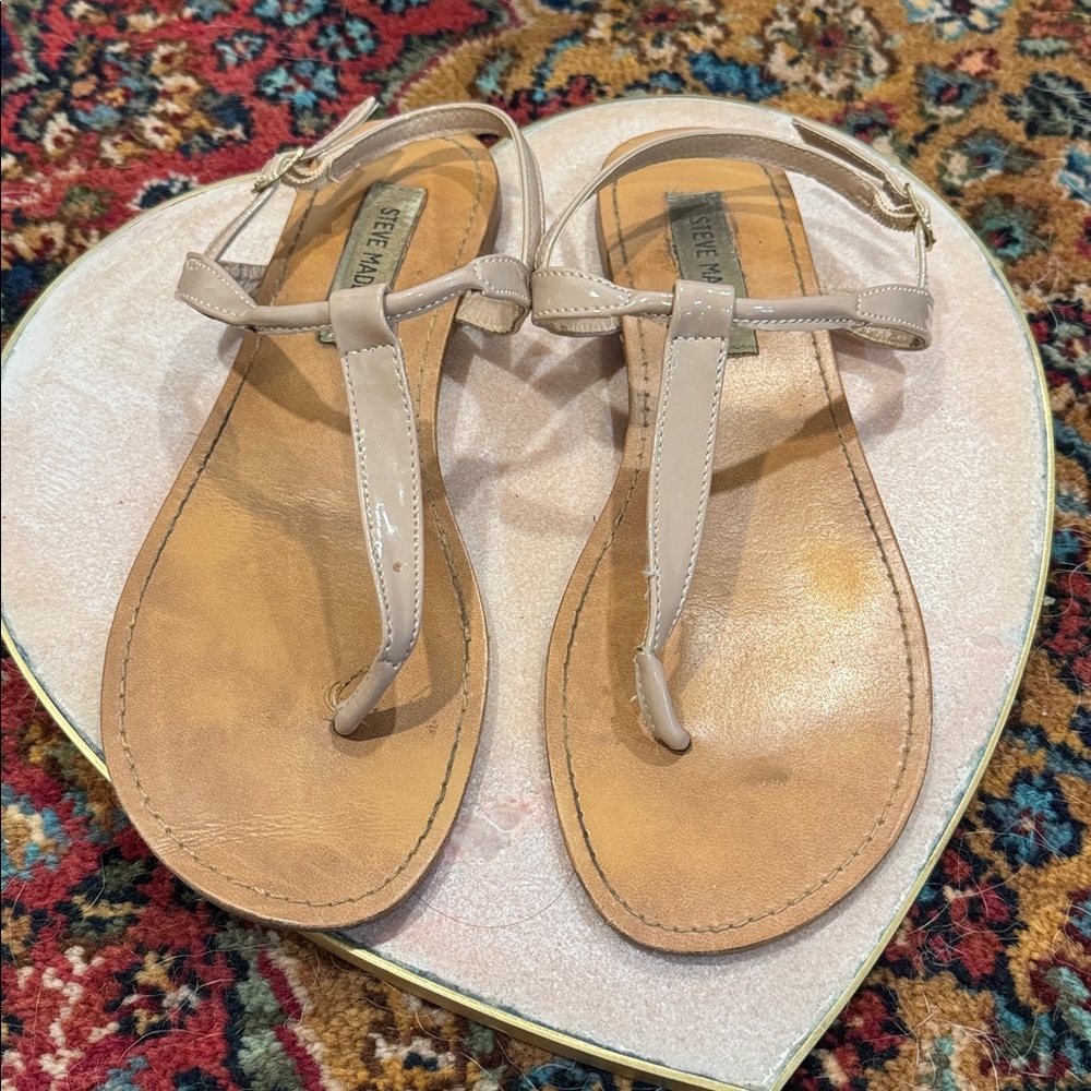 Steve Madden Taupe Patent Leather T strap sandals